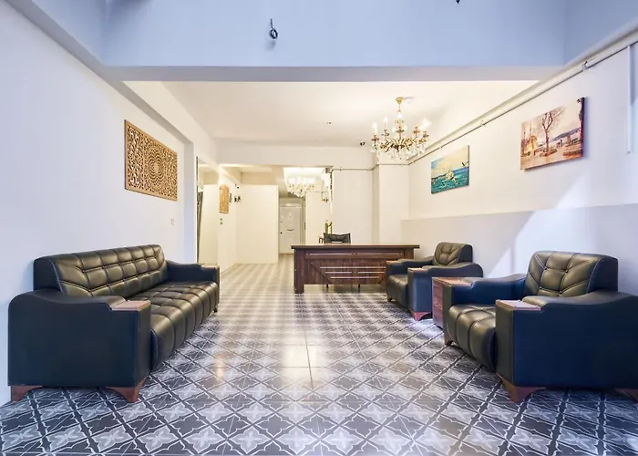 Aymira Pangalti Aparthotel Istanboel